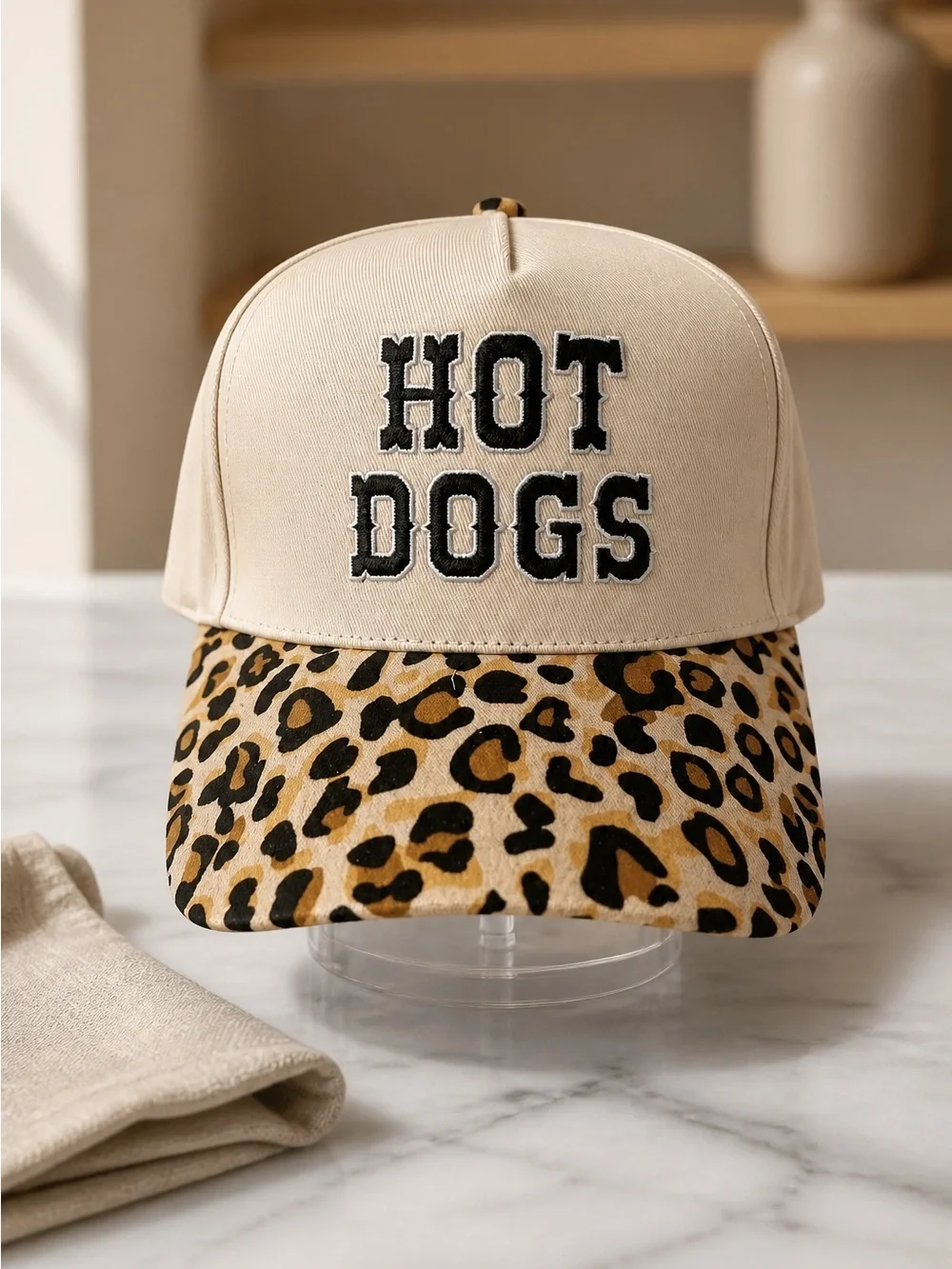 NWT Women’s Trucker Hat Cream & Animal Print Embroidered Hot Dogs Baseball Cap